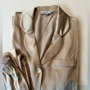 Ginia Women's Fine Finishes Silk Pajama Set Size Small